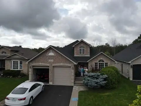 Completed roofing project in Barrie, Ontario